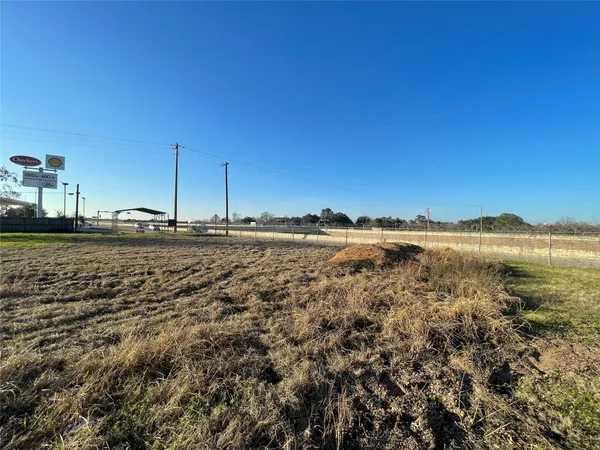 $229,000 | 44393 Highway 290, Prairie View, TX 77445