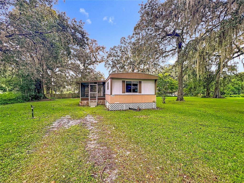 19962 Ruth Street Brooksville, FL 34601 - Photo 7 of 43 Gallery Image 7