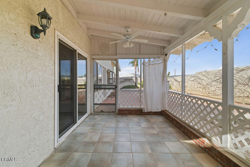 4024 Cliffrose Avenue Moorpark, CA 93021 - Photo 38 of 40 a view of entryway with a front door