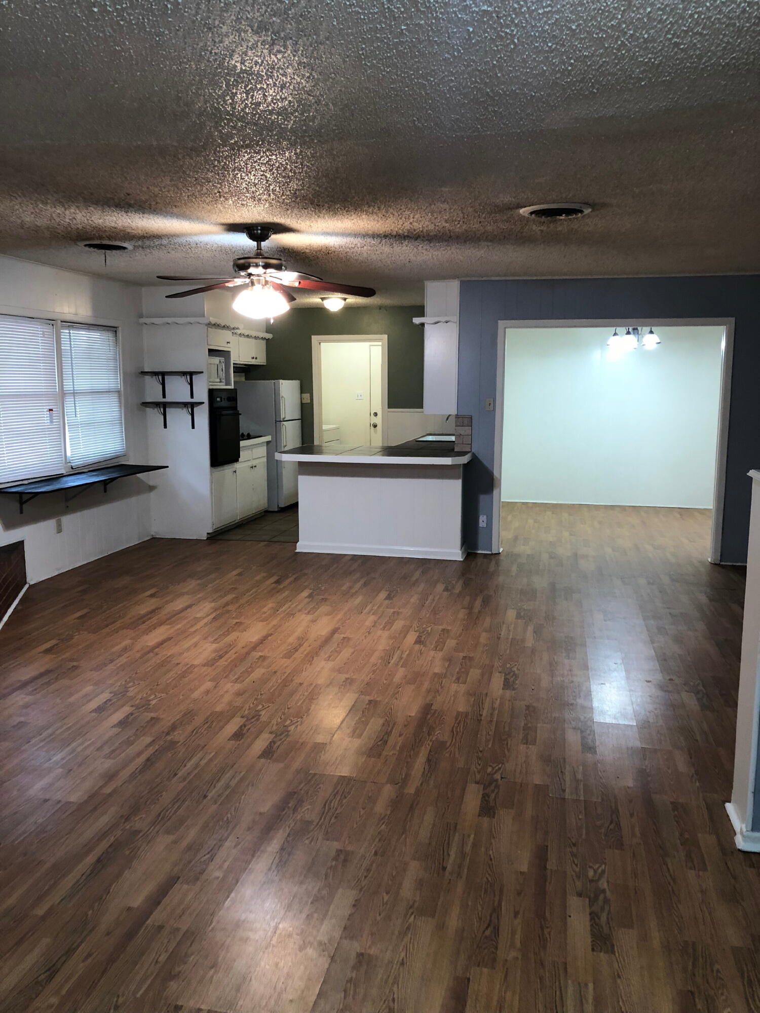 3020 45th Street Lubbock, TX 79413 - Photo 2 of 20 IMG_3037