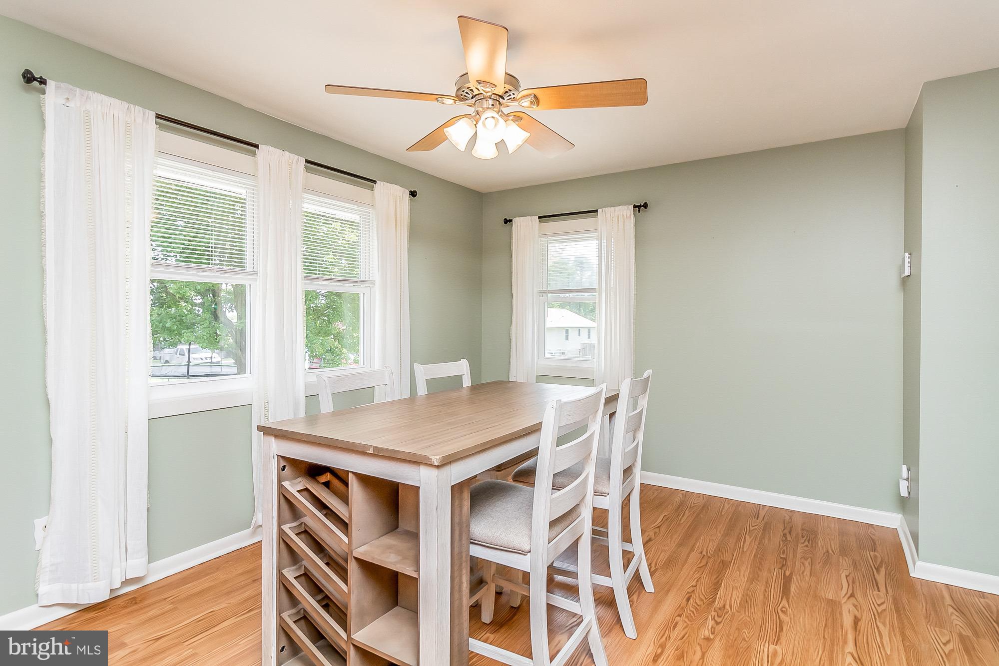 348 Upperlanding Road Essex, MD 21221 - Photo 11 of 55 Dining room