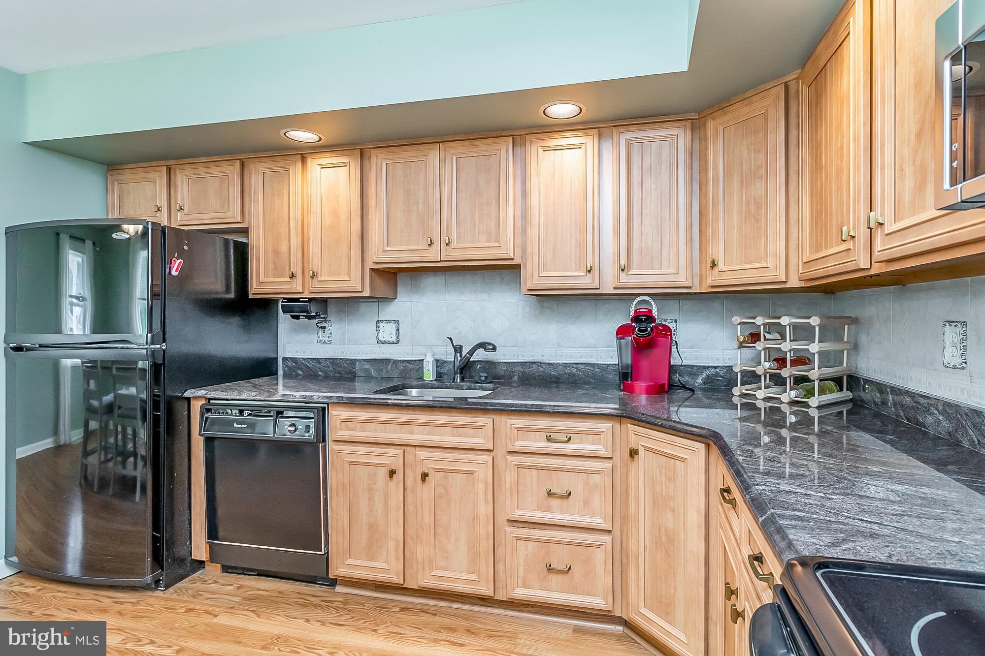 348 Upperlanding Road Essex, MD 21221 - Photo 14 of 55 Kitchen