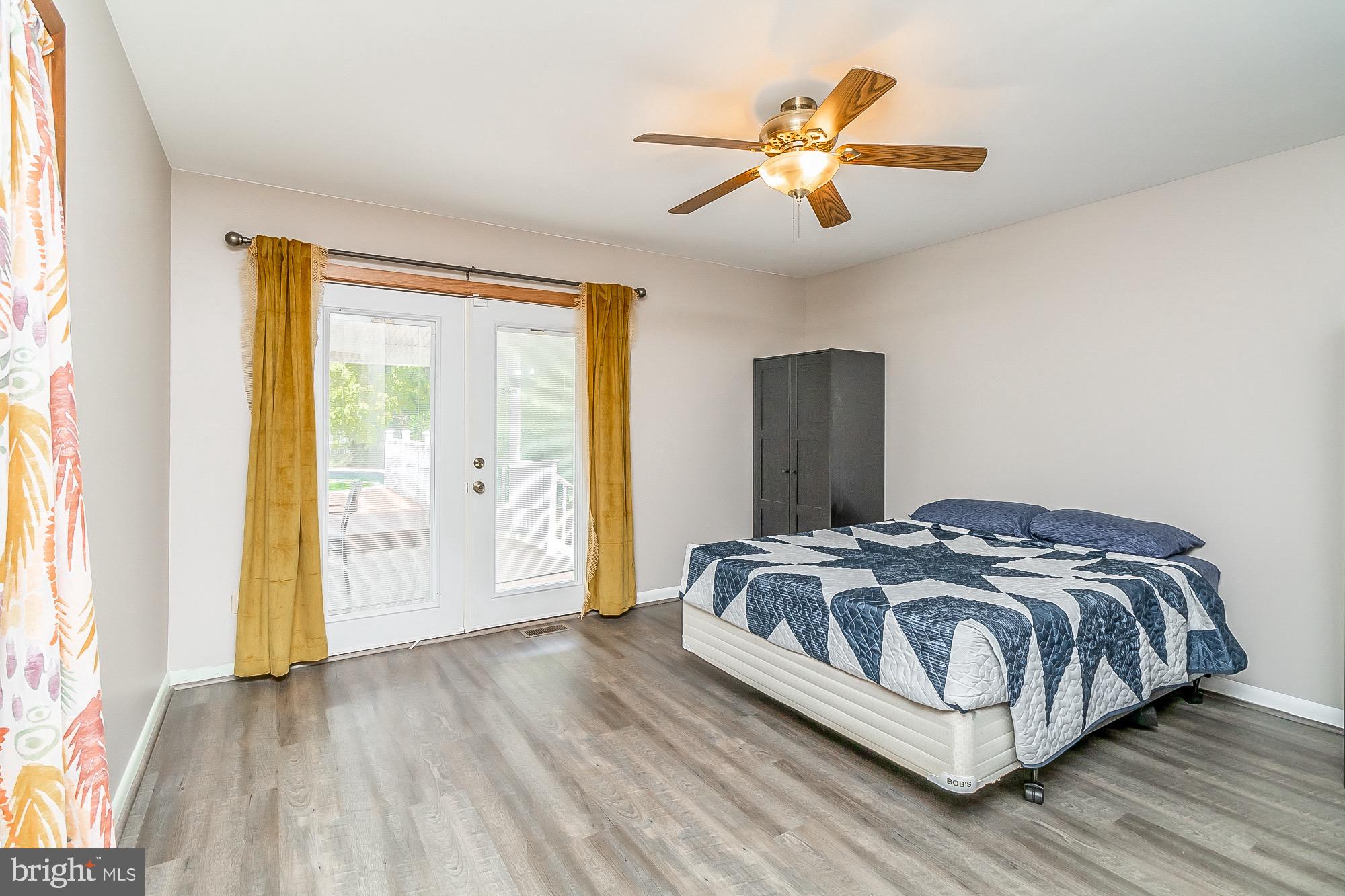 348 Upperlanding Road Essex, MD 21221 - Photo 29 of 55 Primary bedroom