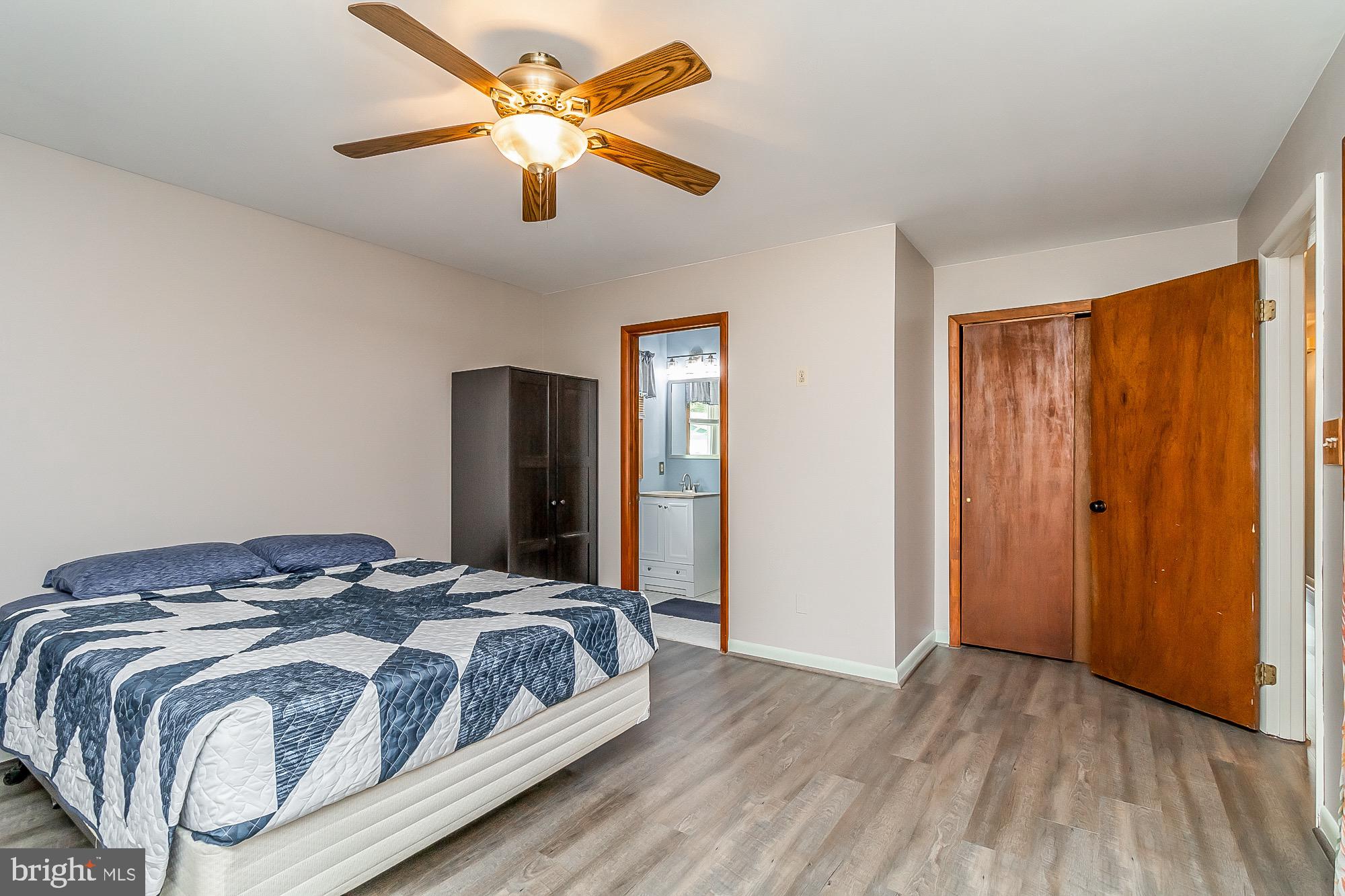 348 Upperlanding Road Essex, MD 21221 - Photo 32 of 55 Primary bedroom