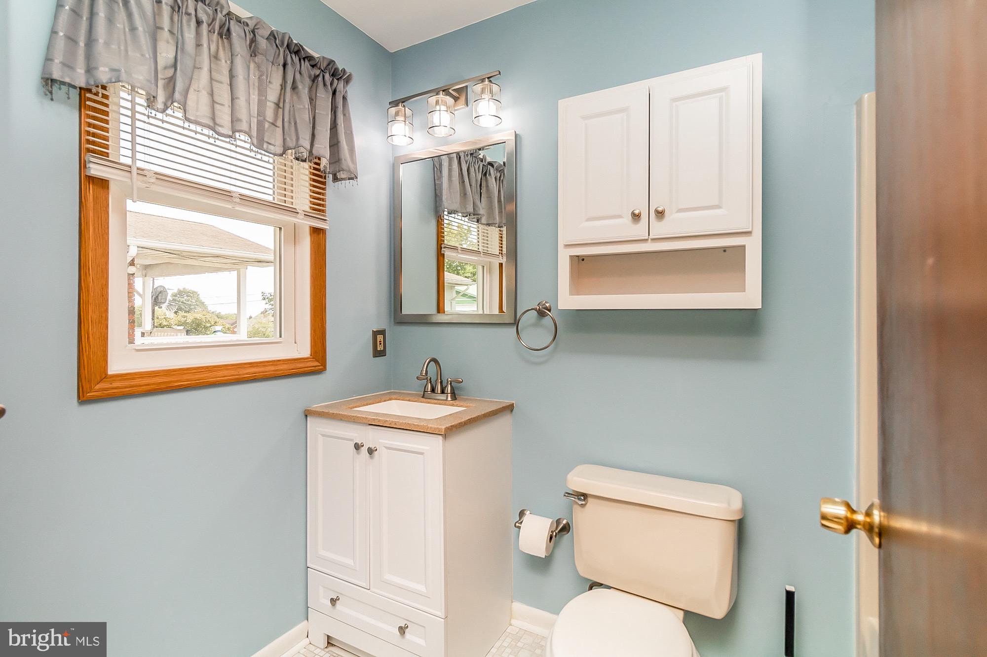 348 Upperlanding Road Essex, MD 21221 - Photo 35 of 55 Primary bathroom