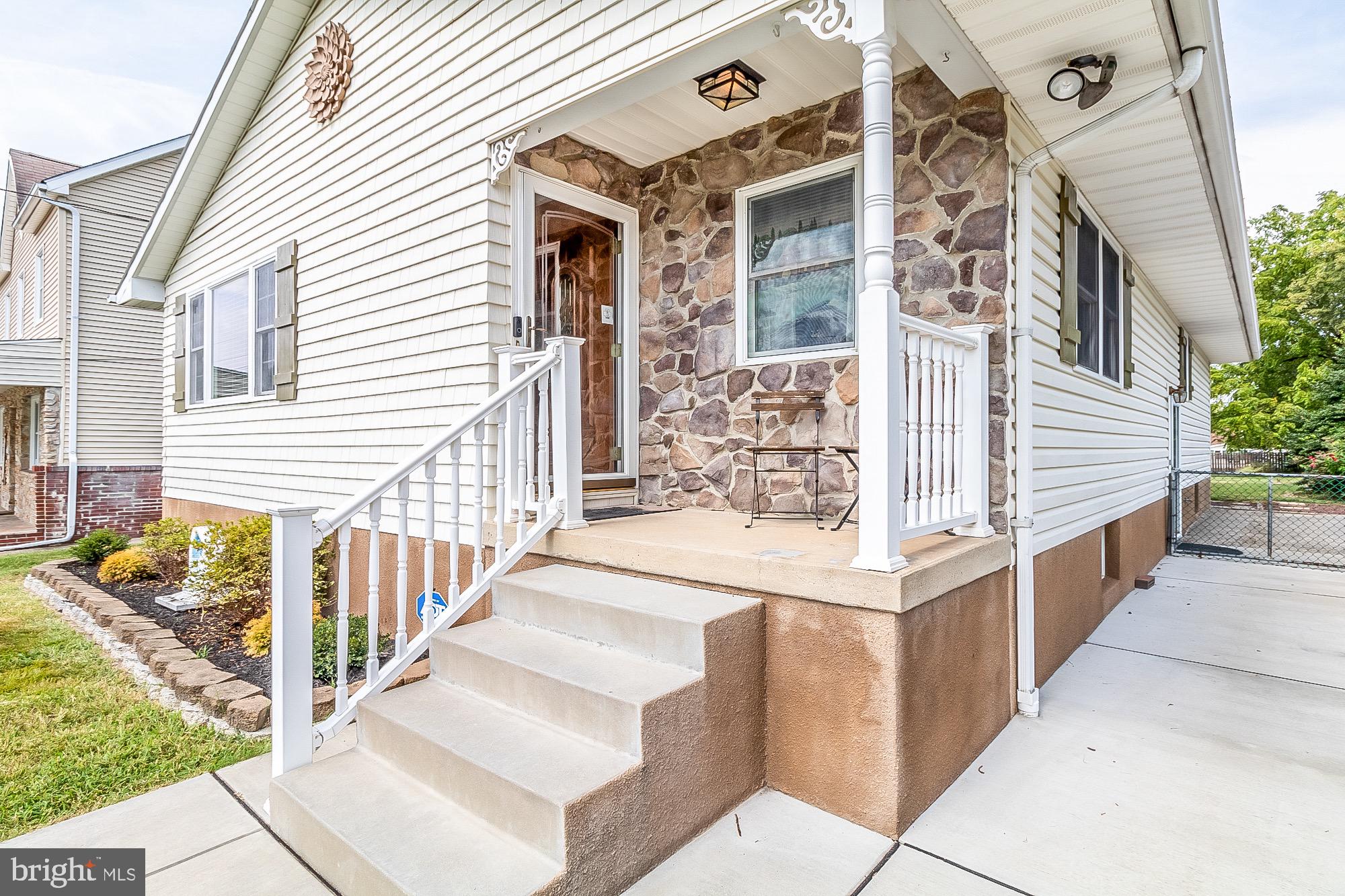 348 Upperlanding Road Essex, MD 21221 - Photo 4 of 55 Exterior general