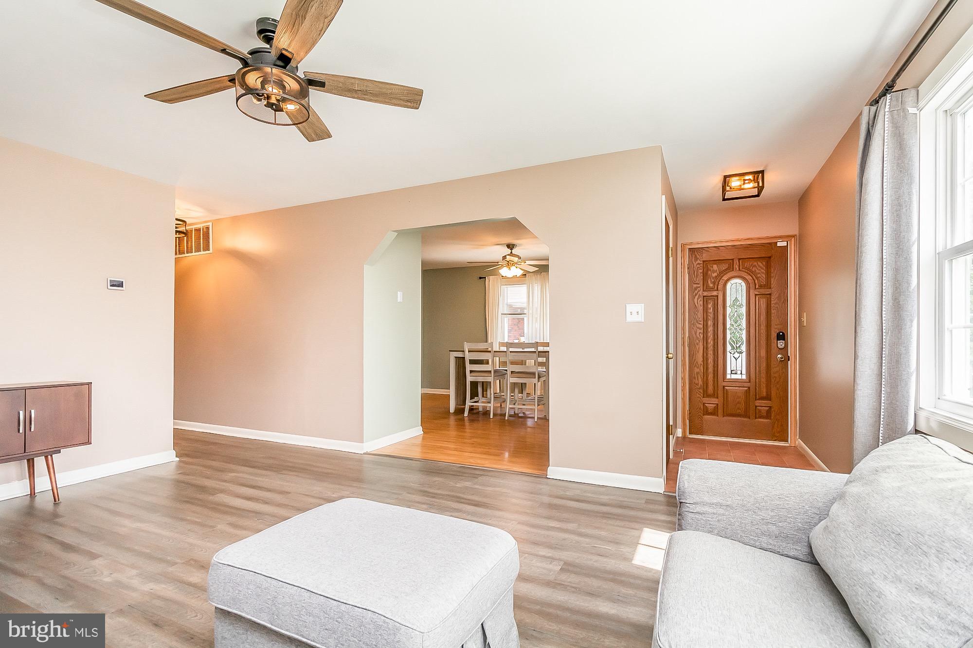 348 Upperlanding Road Essex, MD 21221 - Photo 5 of 55 Interior general
