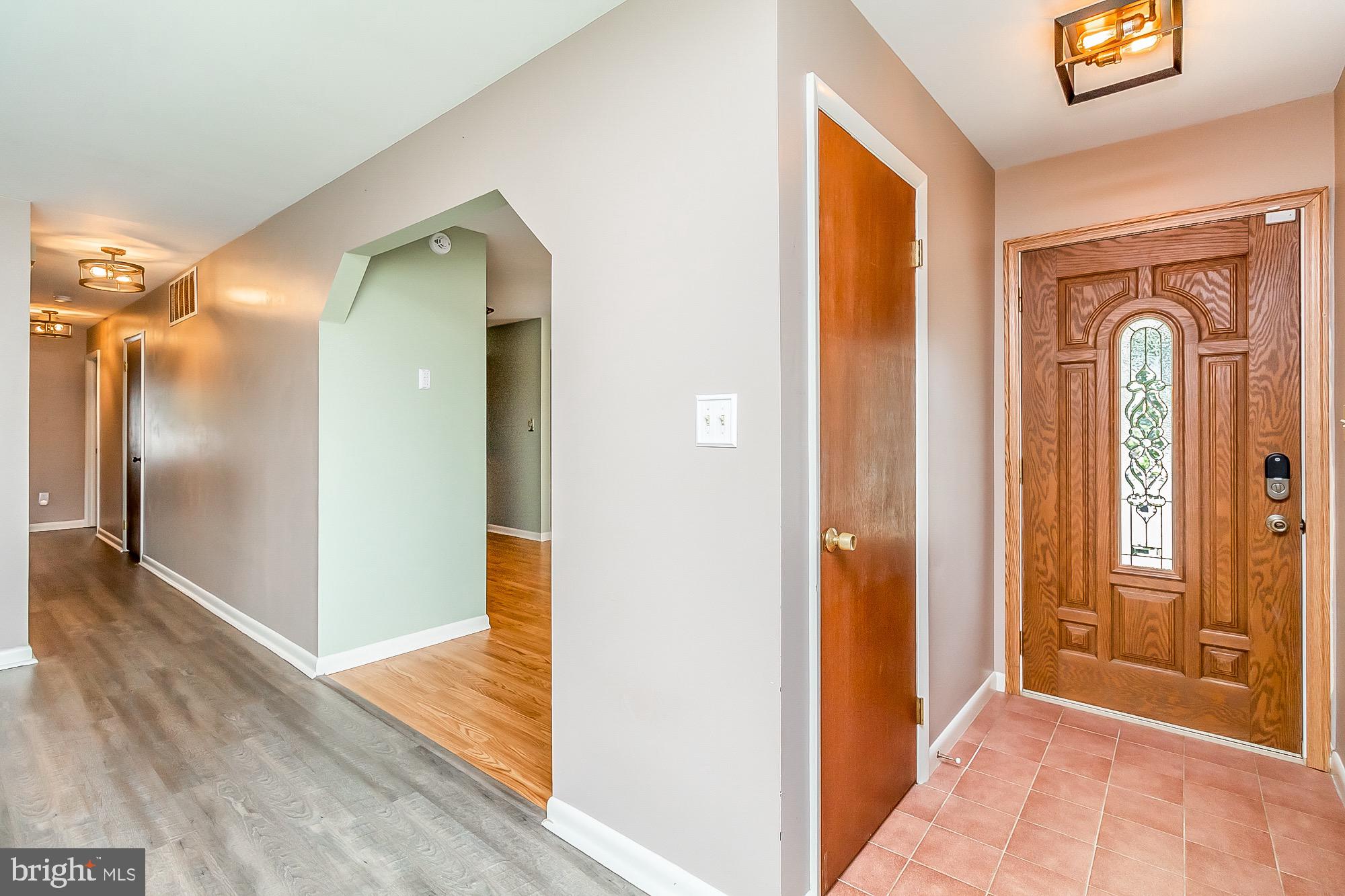 348 Upperlanding Road Essex, MD 21221 - Photo 6 of 55 Interior general
