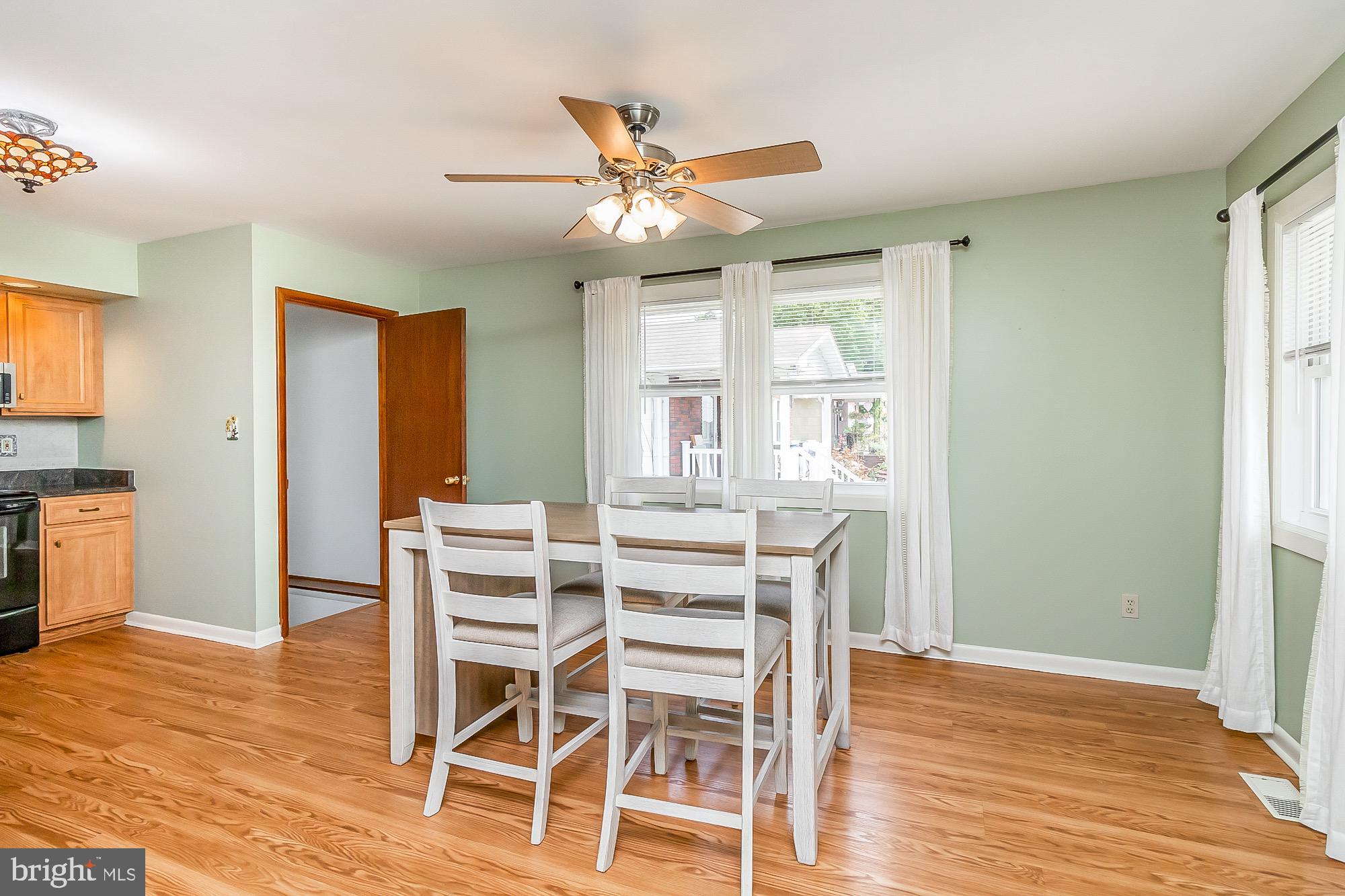 348 Upperlanding Road Essex, MD 21221 - Photo 7 of 55 Dining room