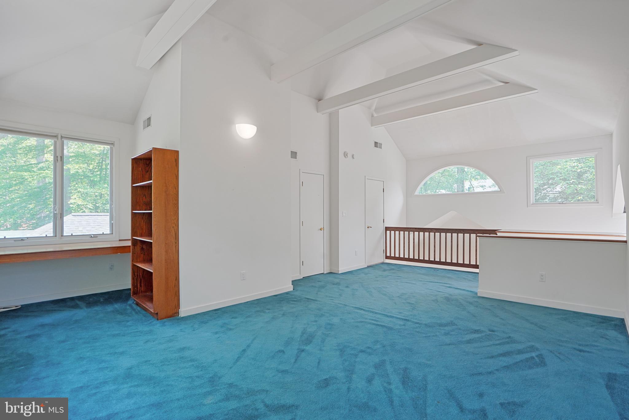 926 Saigon Road McLean, VA 22102 - Photo 31 of 54 Upper Lvl Loft w/ Study, Walk-in Closet & FullBath