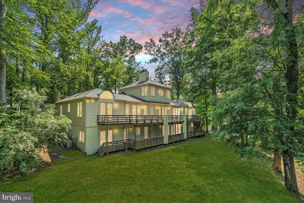 $1,950,000 | 926 Saigon Road, McLean, VA 22102