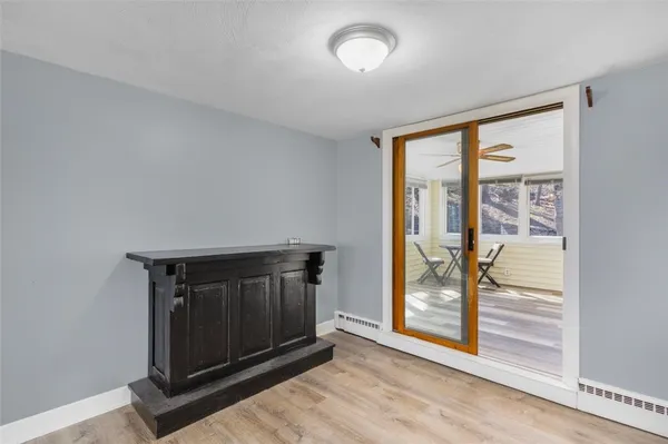 $439,900 | 153 Diamond Hill Road, Warwick, RI 02886
