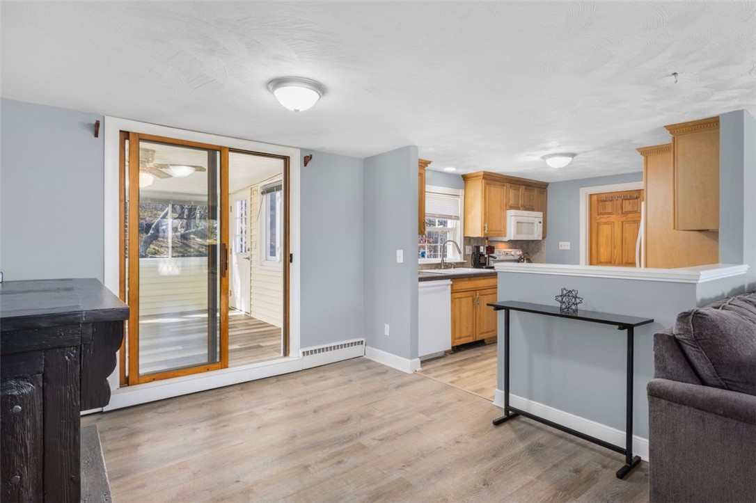 153 Diamond Hill Road Warwick, RI 02886 - Photo 14 of 37