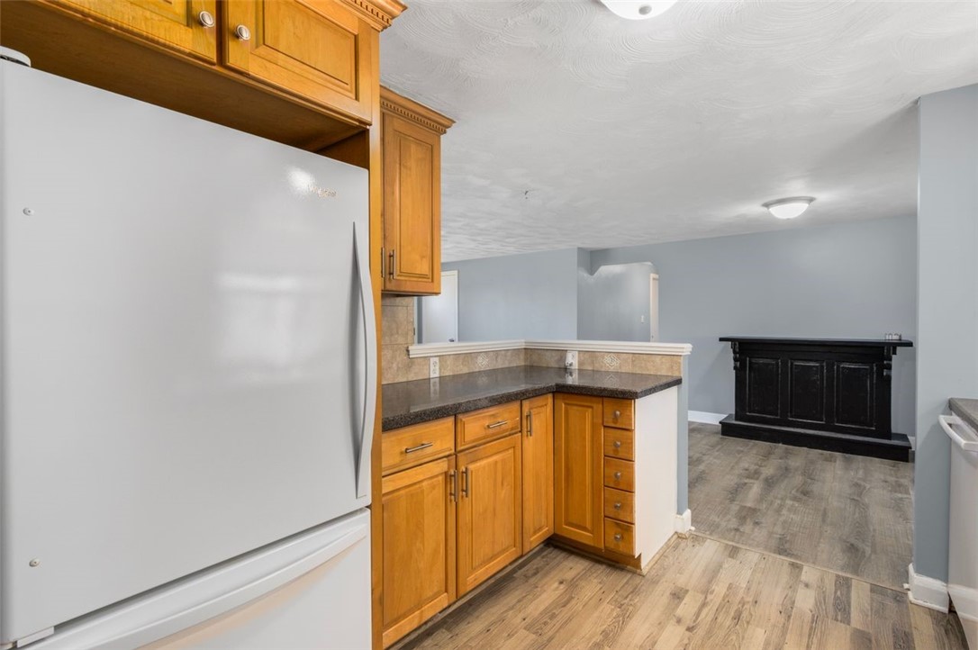 153 Diamond Hill Road Warwick, RI 02886 - Photo 18 of 37