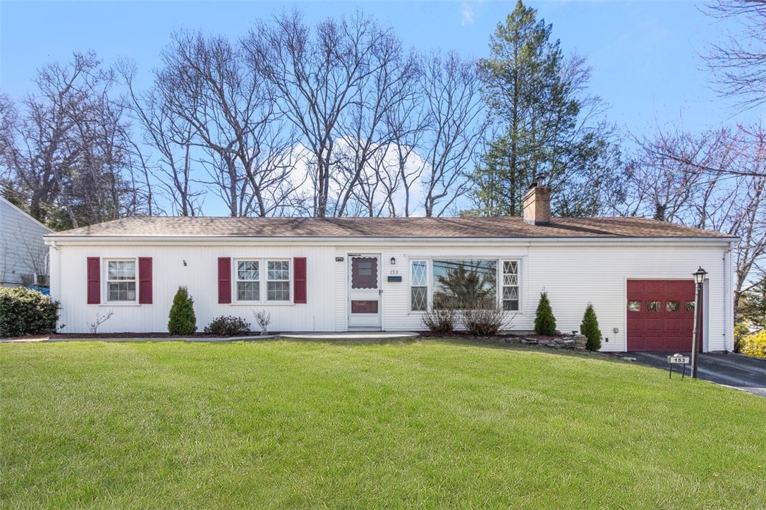 153 Diamond Hill Road Warwick, RI 02886 - Photo 2 of 37