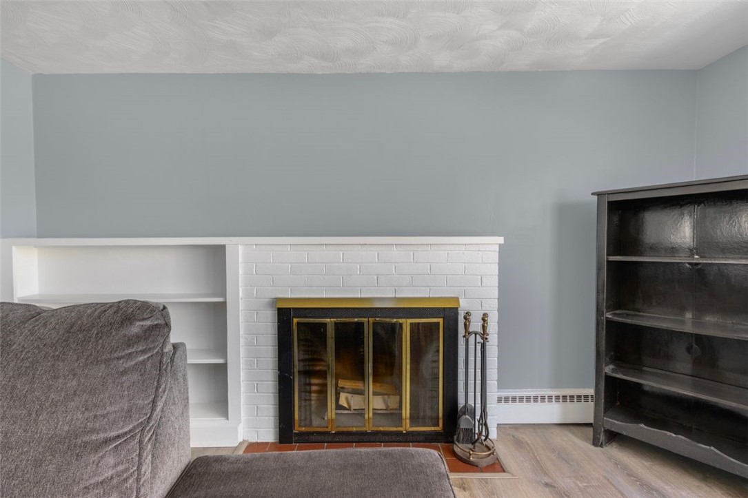 153 Diamond Hill Road Warwick, RI 02886 - Photo 10 of 37