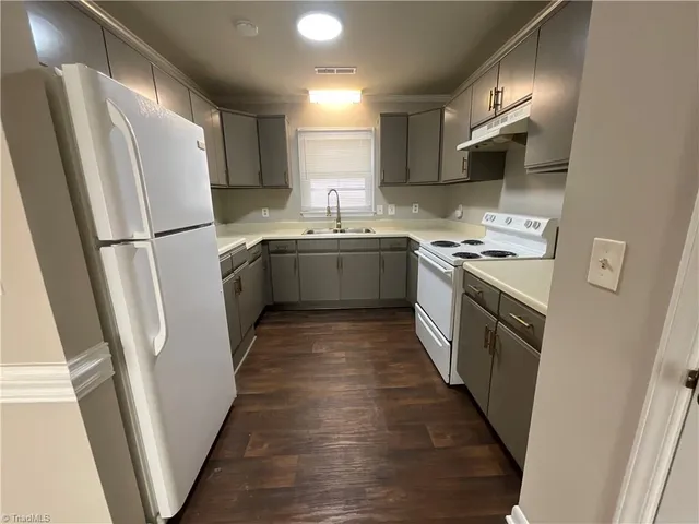 $995 | 1006 West Barton Street, Unit B, Greensboro, NC 27407