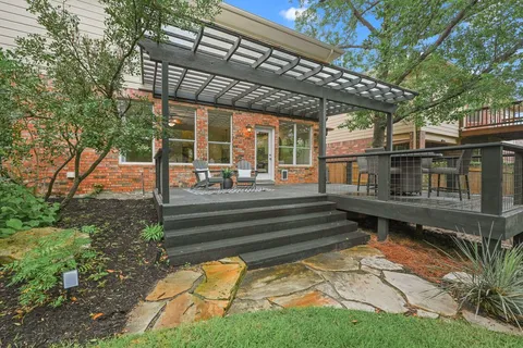 $670,000 | 2823 Lantana Ridge Drive, Austin, TX 78732