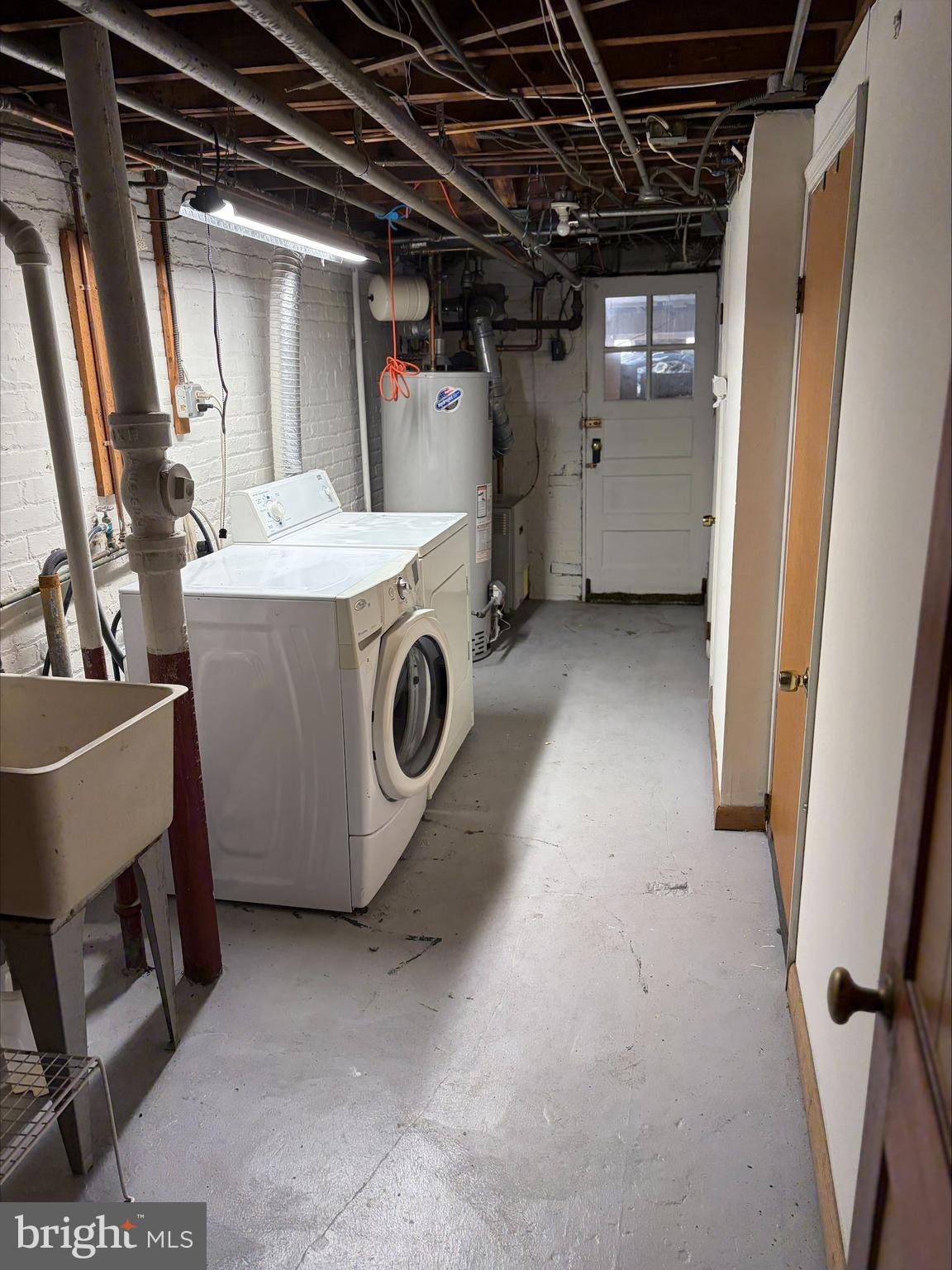 2218 Tunlaw Road Northwest Washington, DC 20007 - Photo 19 of 20 Washer/ Dryer