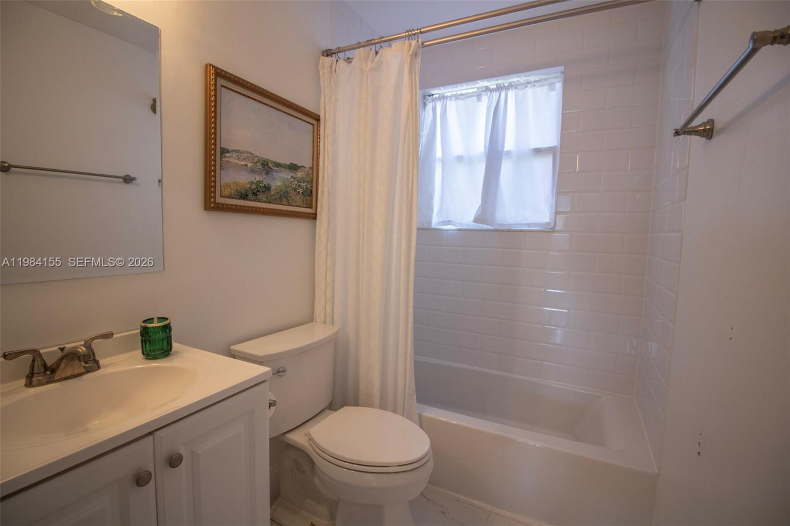 4844 Grapevine Way Davie, FL 33331 - Photo 17 of 26