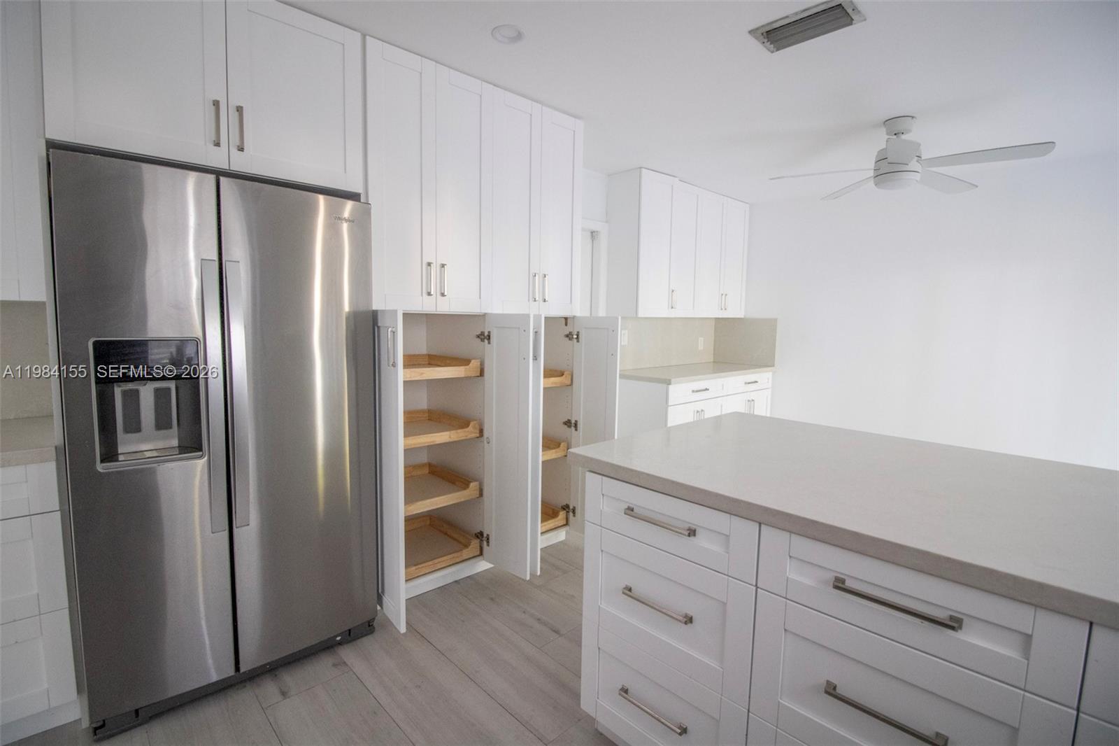 4844 Grapevine Way Davie, FL 33331 - Photo 8 of 26