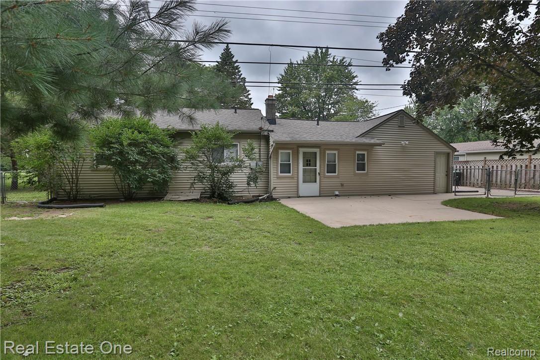 15935 Beech Daly Road Taylor, MI 48180 - Photo 6 of 23 2B8A4587.jpg