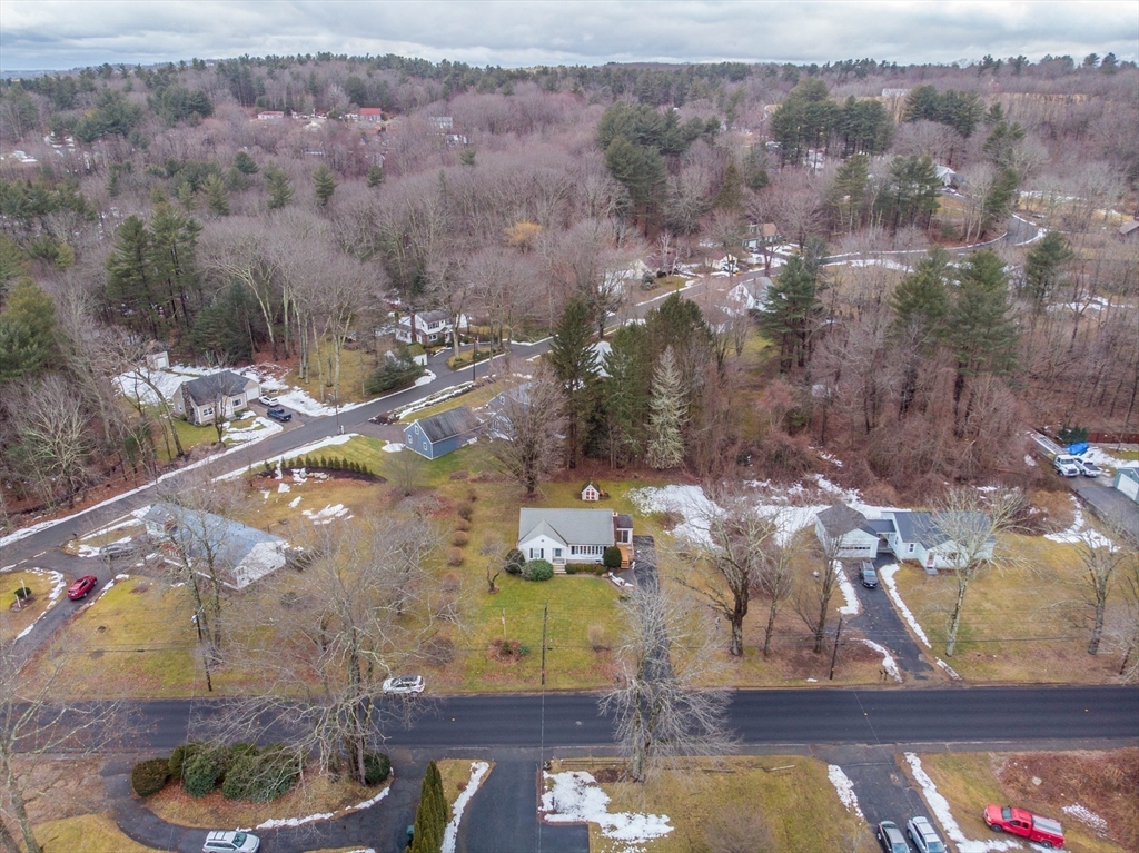 838 Pleasant Street Rochdale, MA 01542 - Photo 7 of 30