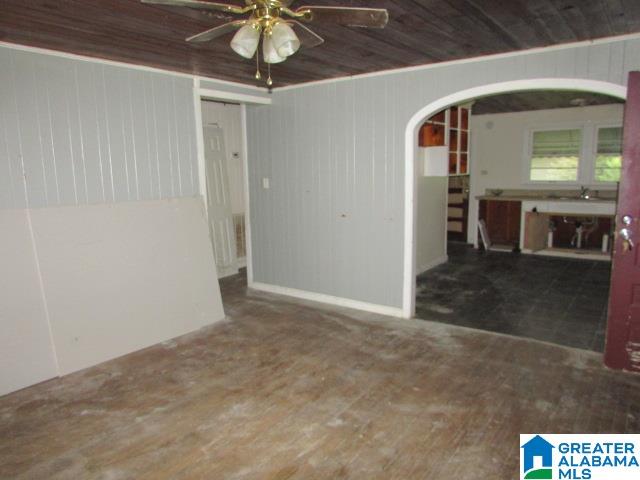 245 First Ave Pinecrest Anniston, AL 36201 - Photo 9 of 13