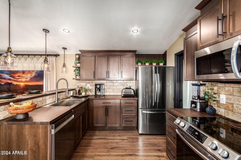 834 South Meridian Road, Unit 52 Apache Junction, AZ 85120 - Photo 9 of 21 Full Kitchen