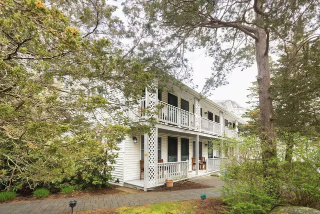 $285,000 | 62 Pine Hill Road South, Unit 101, Ogunquit, ME 03907