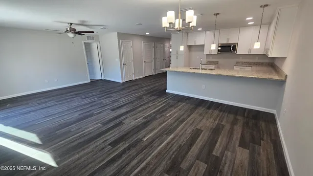 $359,900 | 6009 Shindler Drive, Jacksonville, FL 32244