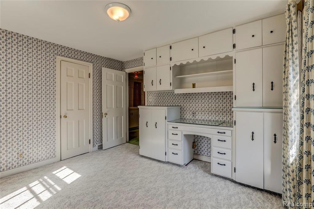 1041 Yorkshire Road Grosse Pointe Park, MI 48230 - Photo 30 of 35