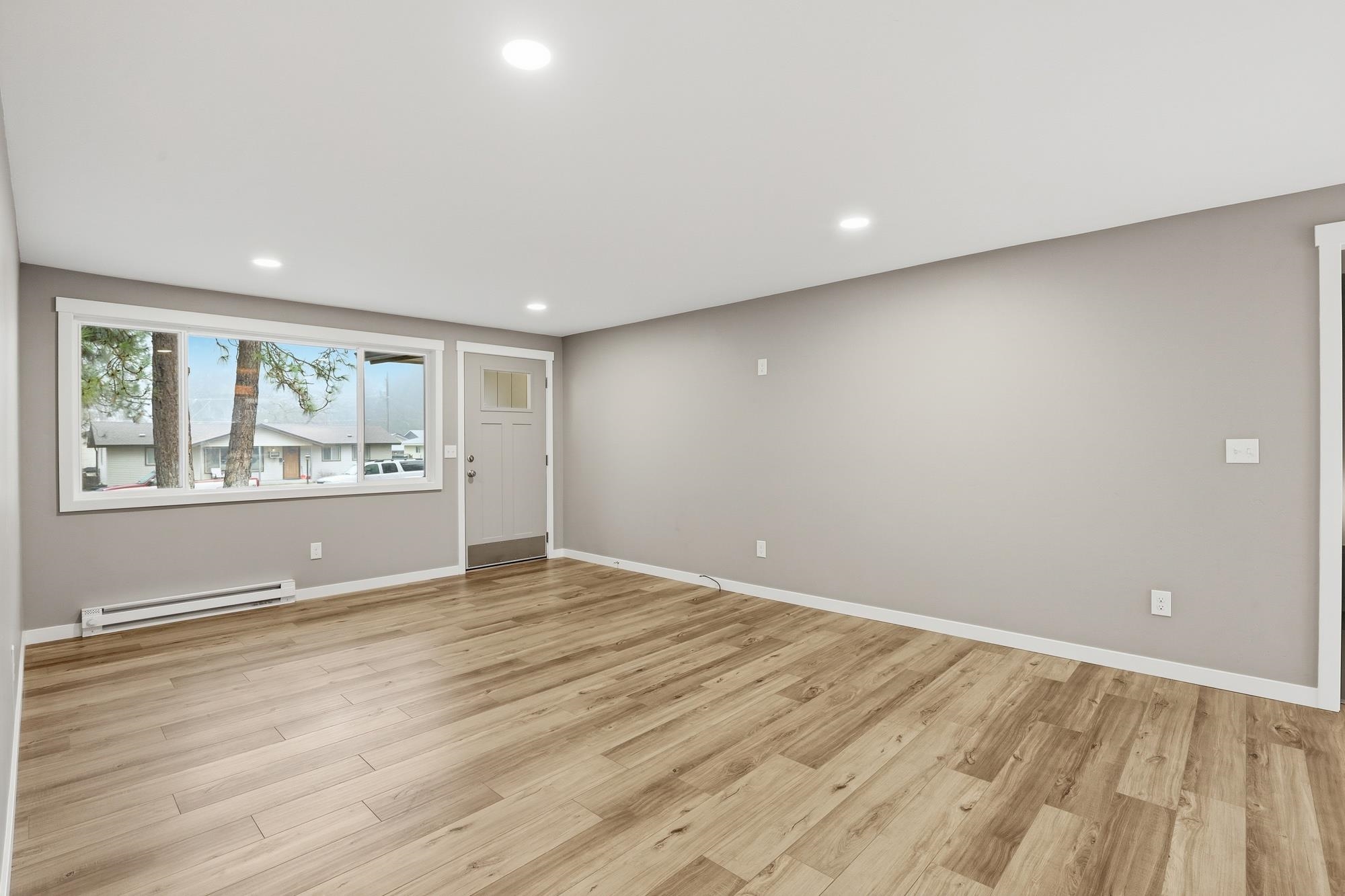 7016 North Whitehouse Street Spokane, WA 99208 - Photo 5 of 50