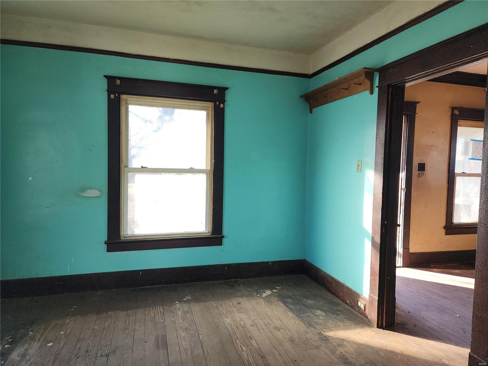 312 Roxana Avenue South Roxana, IL 62087 - Photo 9 of 41