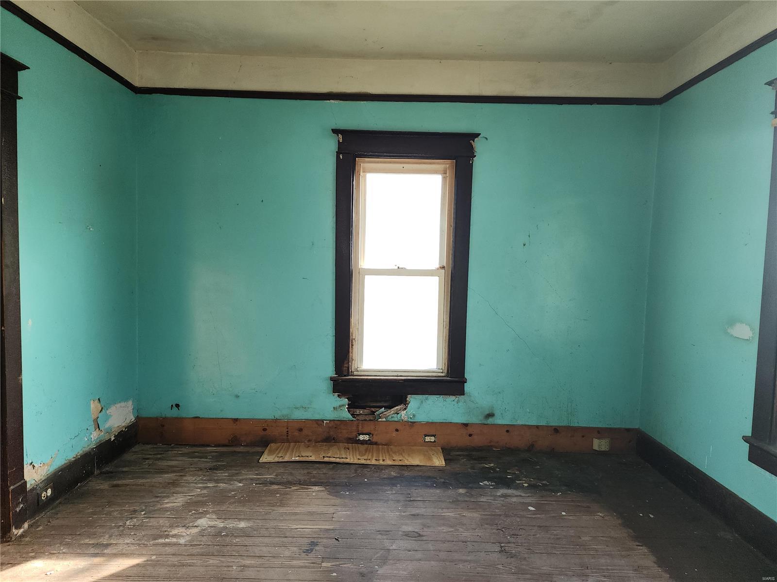 312 Roxana Avenue South Roxana, IL 62087 - Photo 10 of 41