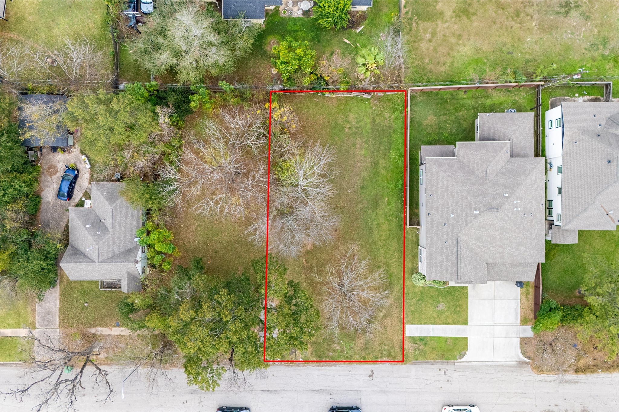 3239 Tampa Street Houston, TX 77021 - Photo 2 of 9 an aerial view of a house with a yard basket ball court and outdoor seating