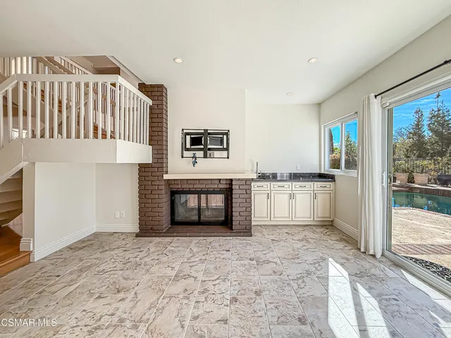 $1,799,999 | 877 Rim Crest Drive, Westlake Village, CA 91361