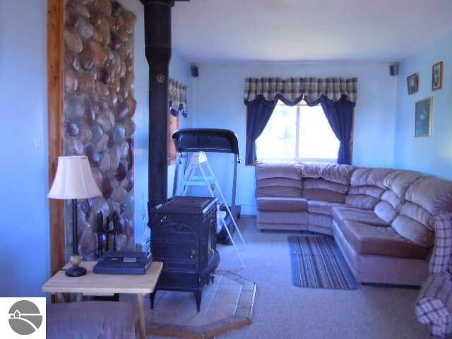 1998 Mill Road Harrisville, MI 48740 - Photo 18 of 25 1799287-17.JPG
