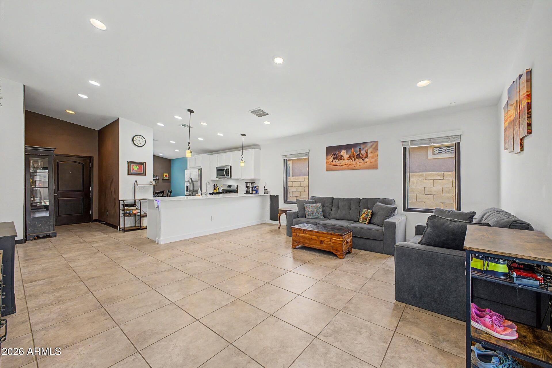 16515 West Alameda Road Surprise, AZ 85387 - Photo 4 of 29 3