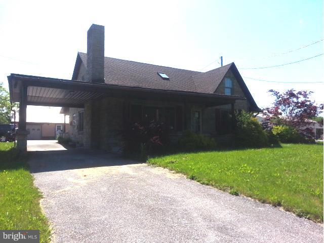 2705 Biglerville Road Gettysburg, PA 17325 - Photo 1 of 11 Exterior (Front)