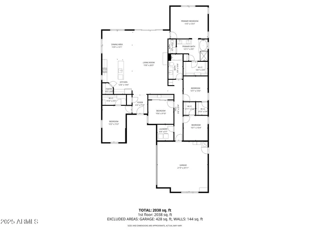 a view of an house with backyard and garden