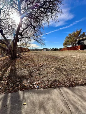 $260,000 | 2422 East 96th Way, Thornton, CO 80229