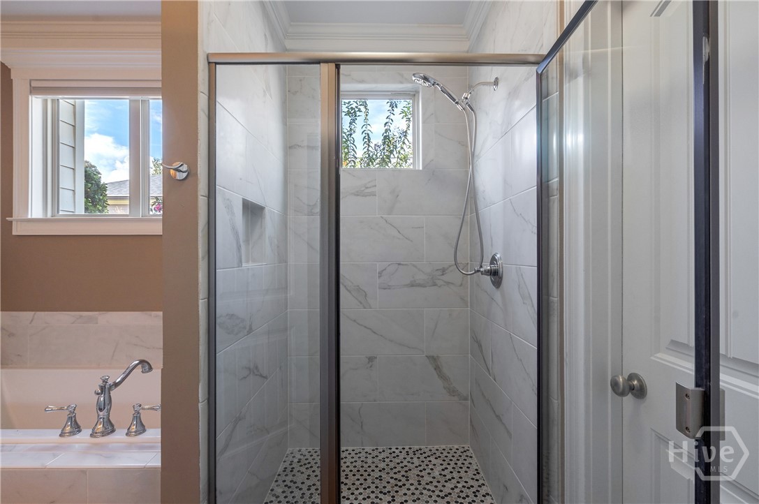 155 Red Bluff Drive Athens, GA 30607 - Photo 18 of 46 Primary suite with seperate shower