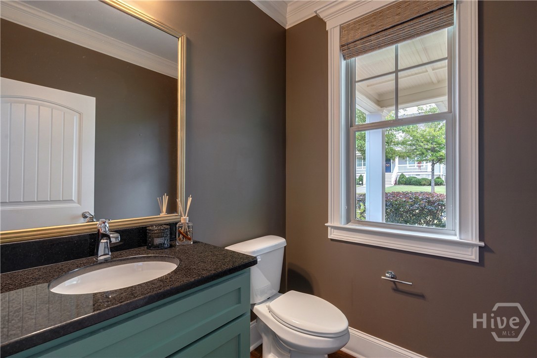 155 Red Bluff Drive Athens, GA 30607 - Photo 21 of 46 Powder room (first floor)