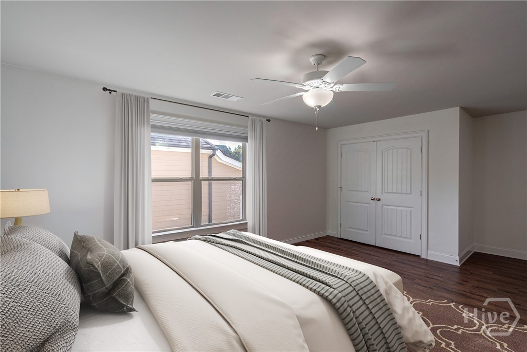 155 Red Bluff Drive Athens, GA 30607 - Photo 26 of 46 Bedroom #2 (ensuite jack-n-jill bathroom)