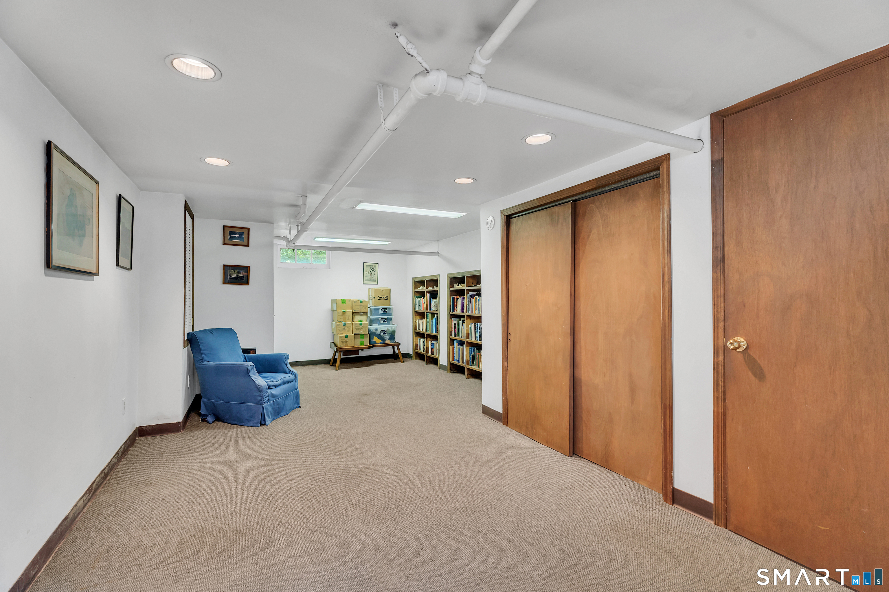 80 Russell Street Hamden, CT 06517 - Photo 23 of 33