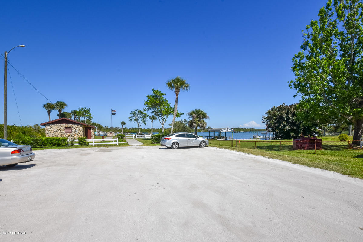 1814 South Riverside Drive Edgewater, FL 32141 - Photo 49 of 52 Veterans Park