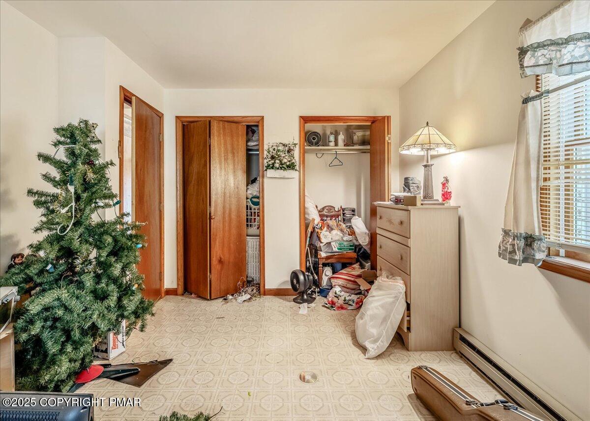 584 Pheasant Road Saylorsburg, PA 18353 - Photo 12 of 21 a view of a room with gym equipment