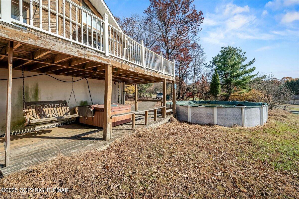584 Pheasant Road Saylorsburg, PA 18353 - Photo 18 of 21 a view of a backyard of the house