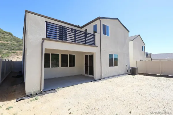 $998,000 | 844 Meadowood Street, Fallbrook, CA 92028